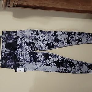 Sofia Active by Sofia Vergara 27" inseam Seamless Contour Legging M 8-10